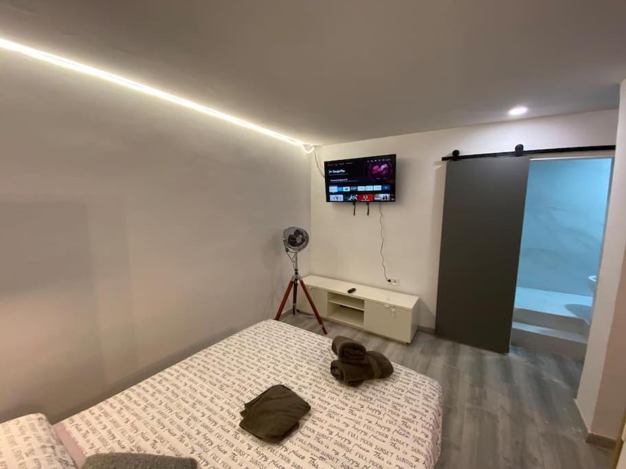 Loft, Muy Cerca De Playa Y Castillo Tamarit Tarragona Ngoại thất bức ảnh